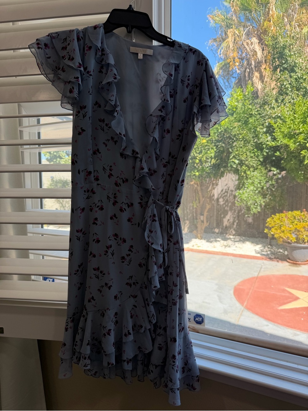 WAYF Dusty Blue Berry Floral Flutter Sleeve Ruffle Wrap Mini Dress M